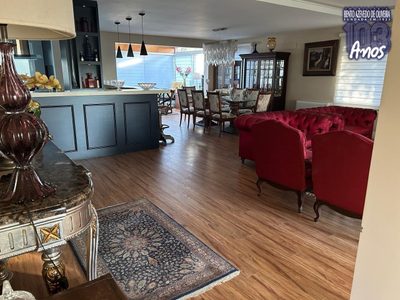 Casa, 4 quartos, 430 m² - Foto 1