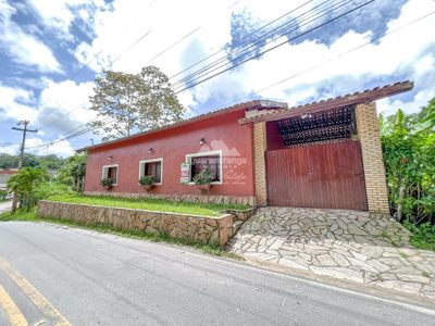 Casa, 3 quartos, 229 m² - Foto 1
