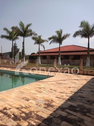 Sítio, 6 quartos, 200 m² - Foto 2