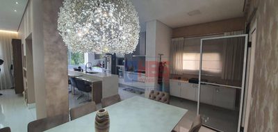 Apartamento, 4 quartos, 214 m² - Foto 1