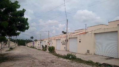 Casa, 2 quartos, 61 m² - Foto 1