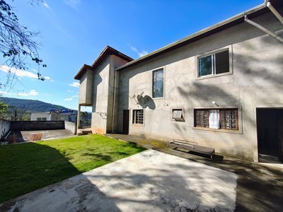 Sobrado, 3 quartos, 250 m² - Foto 1