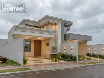 Casa, 3 quartos, 114 m² - Foto 2