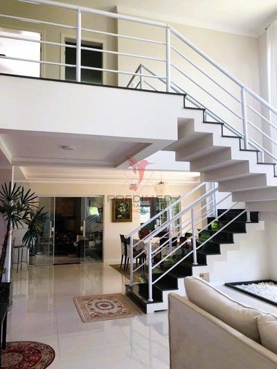 Sobrado, 4 quartos, 365 m² - Foto 2