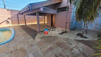 Casa, 4 quartos, 381 m² - Foto 1