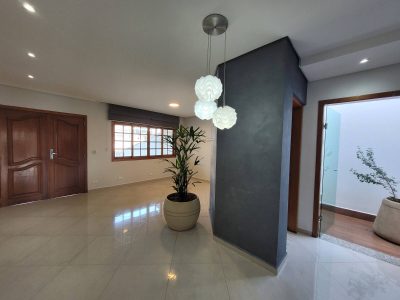 Sobrado, 3 quartos, 235 m² - Foto 1