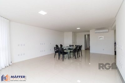 Cobertura, 3 quartos, 238 m² - Foto 4