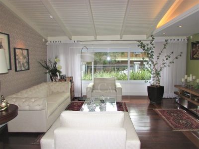 Casa, 3 quartos, 245 m² - Foto 2