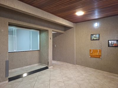 Casa, 3 quartos, 214 m² - Foto 4