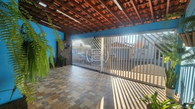 Casa, 3 quartos, 162 m² - Foto 2