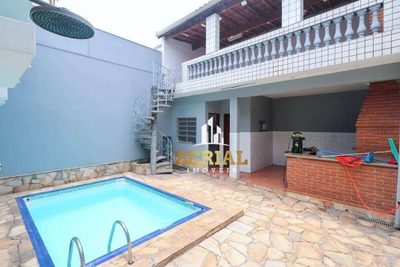 Casa, 3 quartos, 102 m² - Foto 1