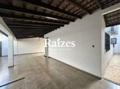 Casa, 3 quartos, 220 m² - Foto 2