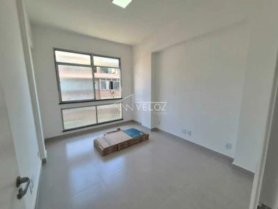 Apartamento, 3 quartos, 90 m² - Foto 1