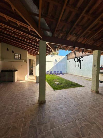 Casa, 3 quartos, 158 m² - Foto 3