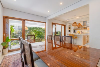 Casa, 3 quartos, 290 m² - Foto 1