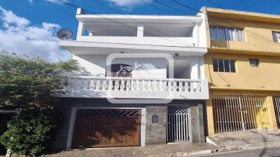 Sobrado, 3 quartos, 252 m² - Foto 1