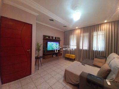 Casa, 3 quartos, 130 m² - Foto 1