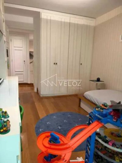Apartamento, 3 quartos, 256 m² - Foto 1