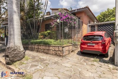 Casa, 4 quartos, 250 m² - Foto 1