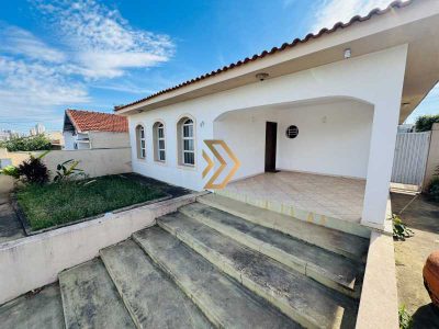 Casa, 3 quartos, 190 m² - Foto 1