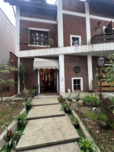 Casa, 4 quartos, 362 m² - Foto 1