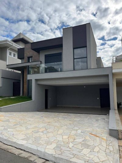 Casa, 3 quartos, 233 m² - Foto 1