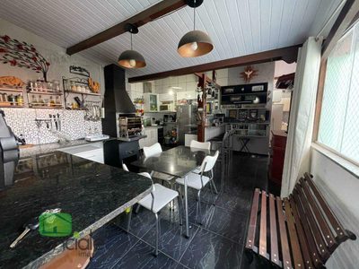 Casa, 6 quartos, 380 m² - Foto 4