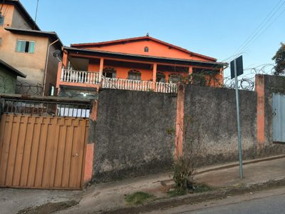 Casa, 3 quartos, 250 m² - Foto 1