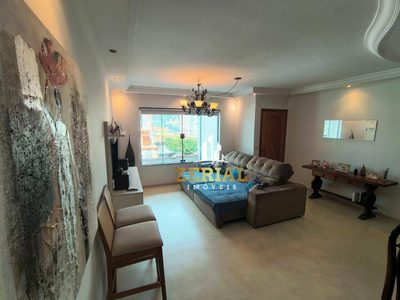 Sobrado, 4 quartos, 211 m² - Foto 1