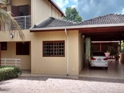 Sítio, 8 quartos, 4100 m² - Foto 1
