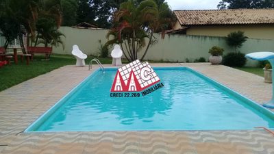 Chácara, 4 quartos, 1050 m² - Foto 1