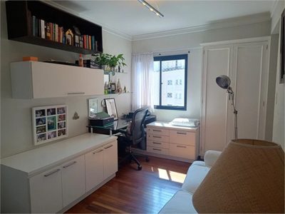 Apartamento, 3 quartos, 213 m² - Foto 2