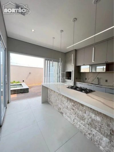 Casa, 1 quarto, 170 m² - Foto 3