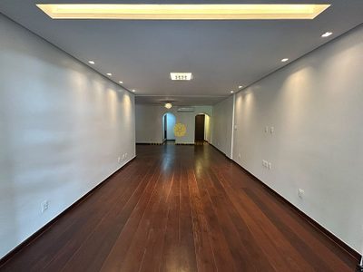 Apartamento, 4 quartos, 235 m² - Foto 1