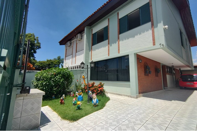 Casa, 4 quartos, 167 m² - Foto 1