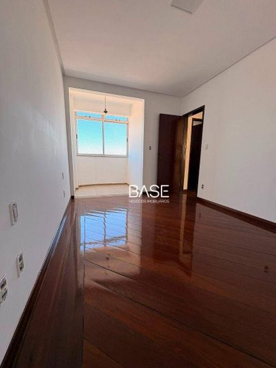 Apartamento, 3 quartos, 124 m² - Foto 4