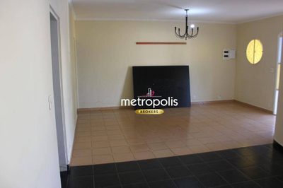 Casa, 3 quartos, 250 m² - Foto 2