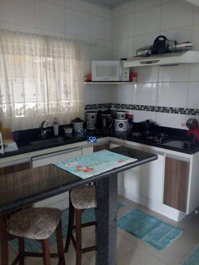 Casa, 6 quartos, 247 m² - Foto 3