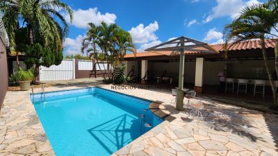 Casa, 2 quartos, 240 m² - Foto 2