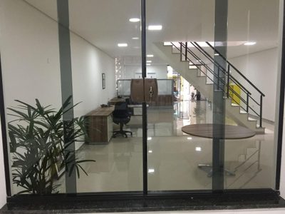 Prédio Inteiro, 588 m² - Foto 1
