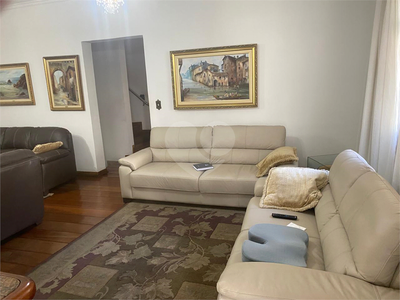 Sobrado, 3 quartos, 200 m² - Foto 1