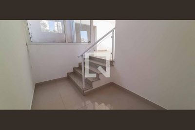 Casa, 6 quartos, 398 m² - Foto 2