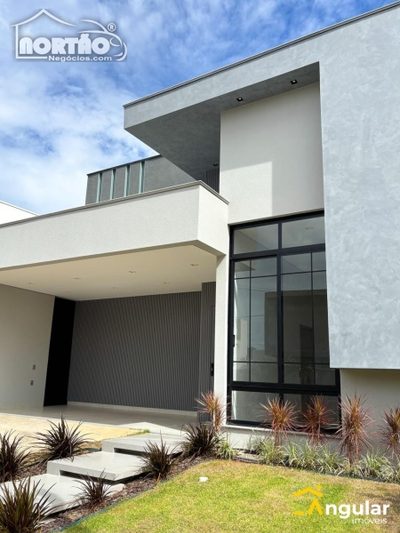 Casa, 3 quartos, 187 m² - Foto 2