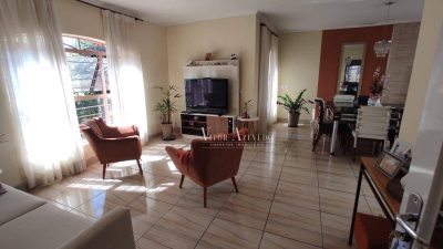Casa, 3 quartos, 184 m² - Foto 1