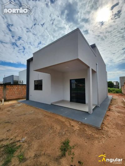 Casa, 3 quartos - Foto 1