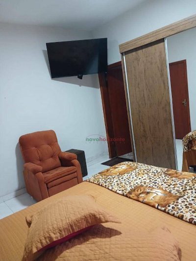 Casa, 3 quartos - Foto 2