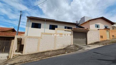 Sobrado, 4 quartos, 265 m² - Foto 1