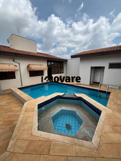 Casa, 3 quartos, 308 m² - Foto 1