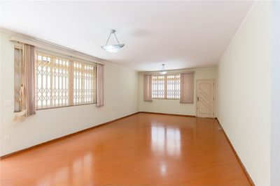 Casa, 4 quartos, 332 m² - Foto 1
