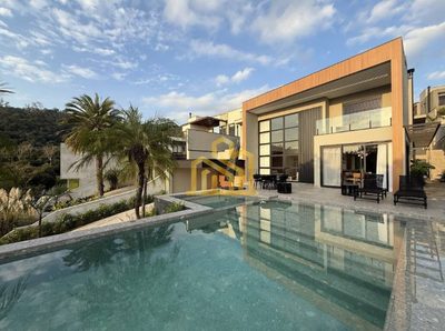 Sobrado, 5 quartos, 485 m² - Foto 1